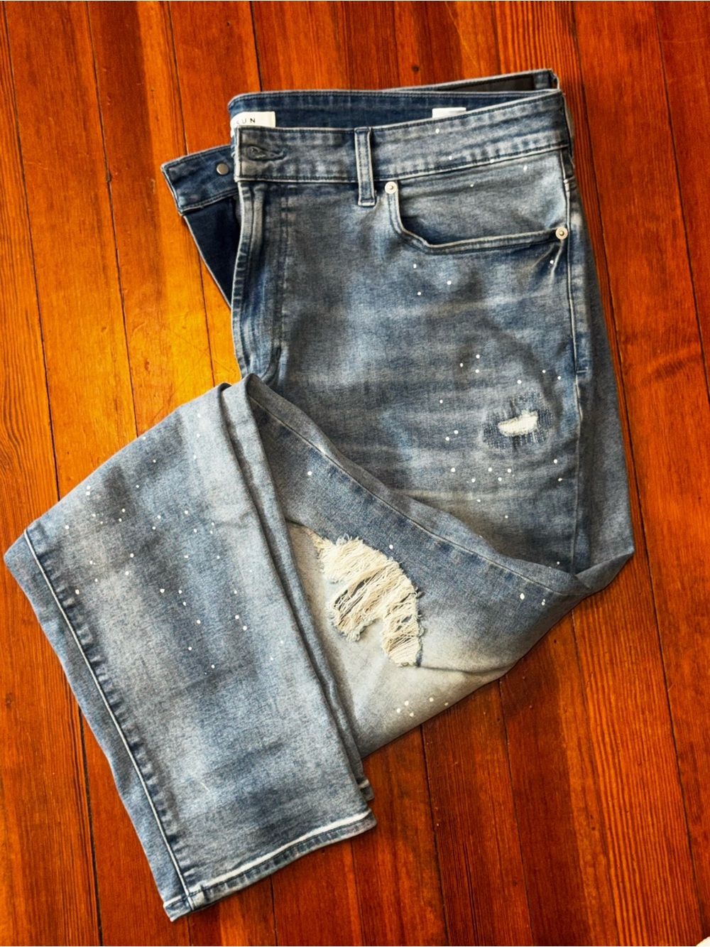 PacSun Men's Slim Straight Distressed Blue Jeans with Paint-Splatter Detail